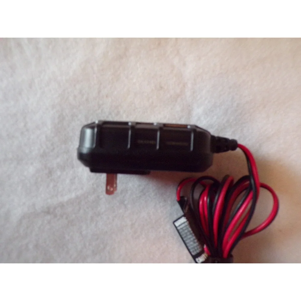 HARLEY-DAVIDSON BATTERY TENDER AND STAR BIT SOCKETS AND OIL FILTER WRENCH